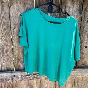 Lululemon Athletica Green Short Sleeve Tee 14